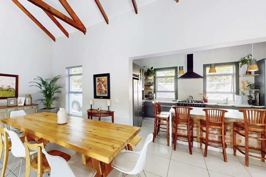 3 Bedroom Property for Sale in Kraaibosch Western Cape